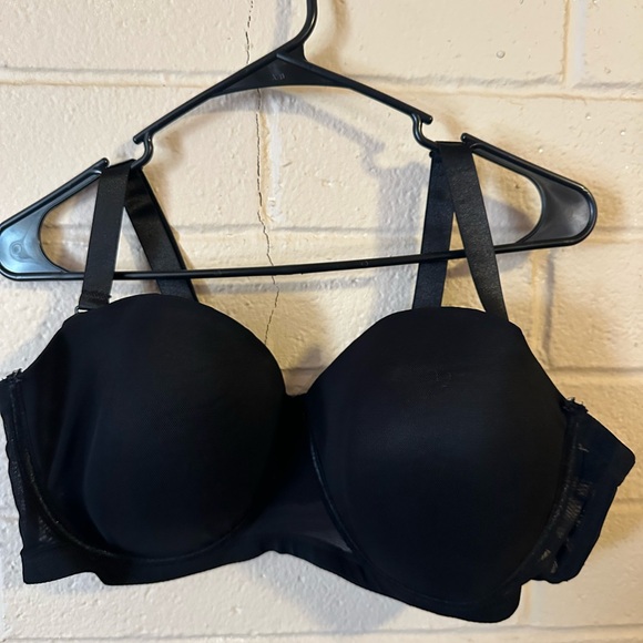 Black lace bra, size 44DD - Picture 1 of 6